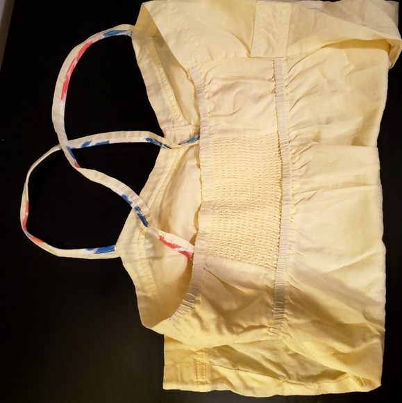 Yellow dress - Picture 3 of 3